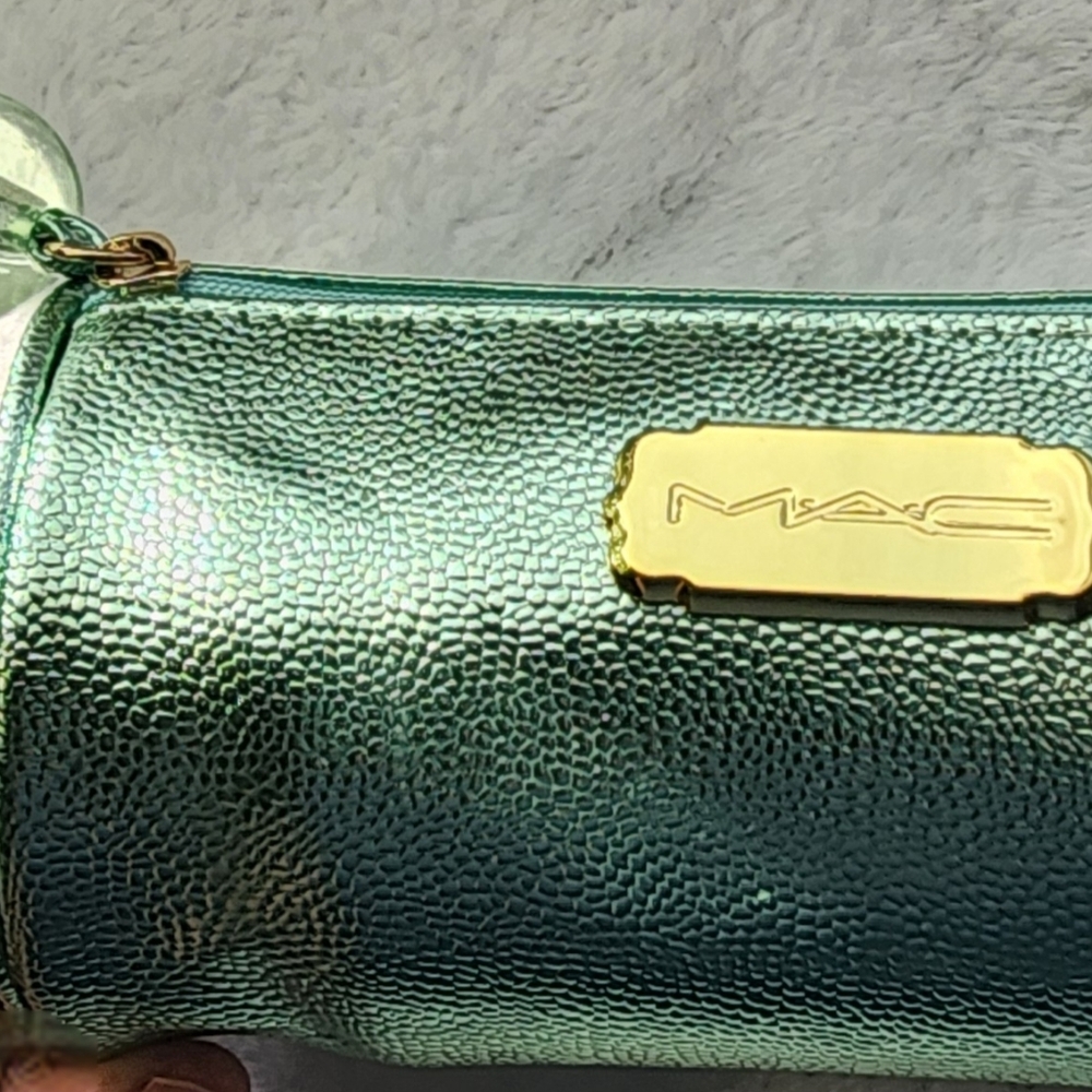 MAC Cosmetics Metallic Green Cosmetic Pouch EUC